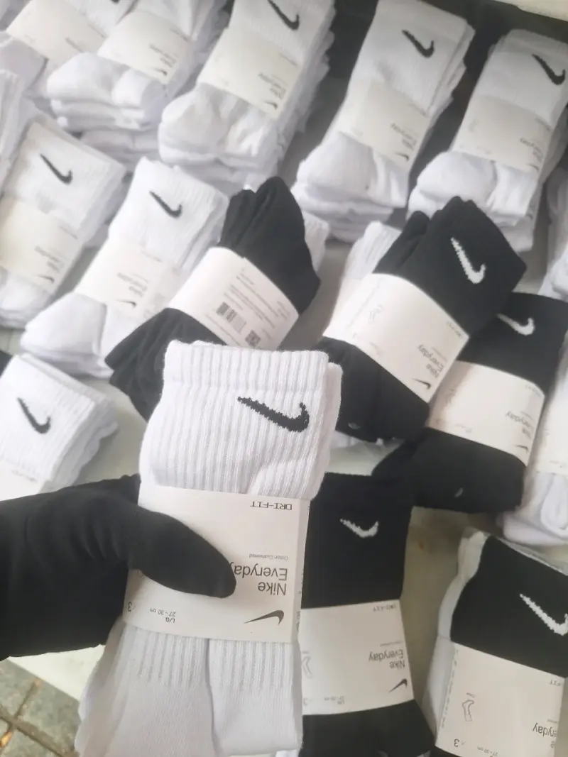 Calcetines deportivos Nike blancos - 3