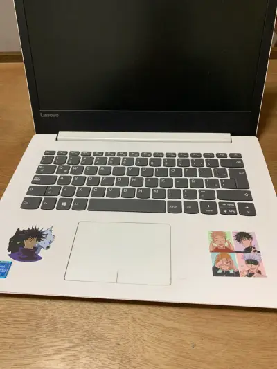 Laptop Lenovo - miniatura 3