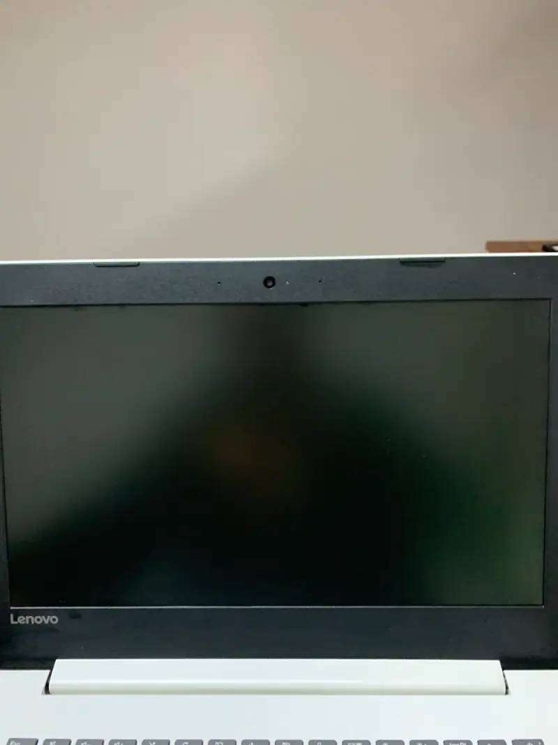 Laptop Lenovo - 4