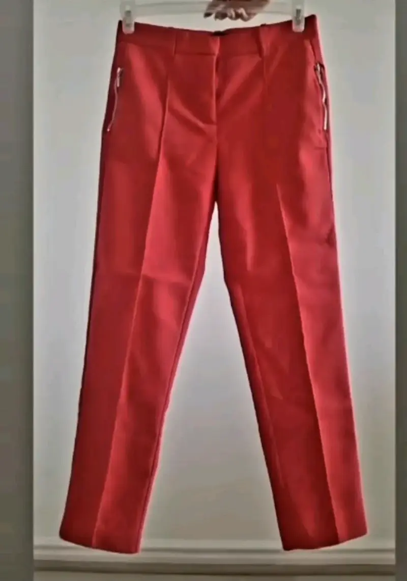 Pantalones rojos con cierre - 2