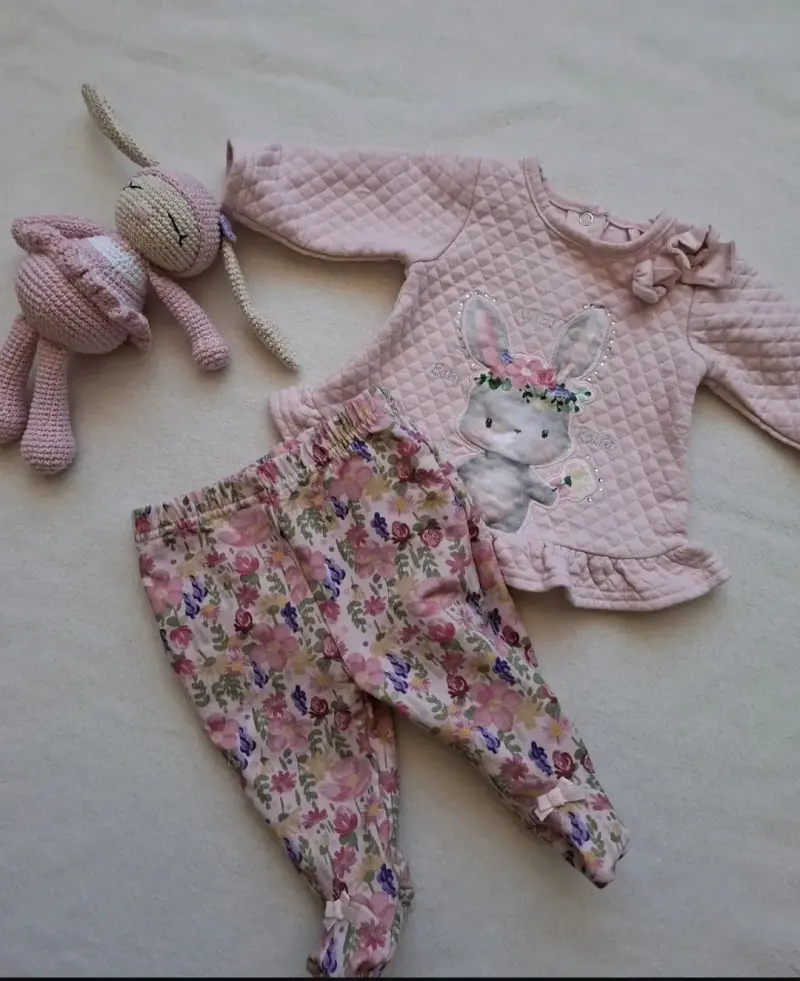 Conjunto infantil conejito limonada
