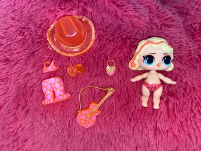 Muñeca LOL Surprise con guitarra - miniatura 2