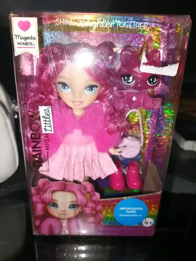 Muñeca Rainbow High Littles - miniatura 1