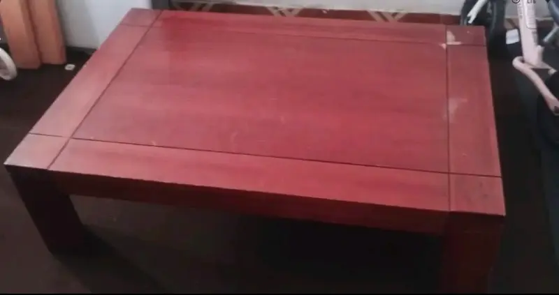 Mesa de centro de madera - 1
