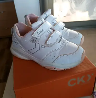 Zapatillas deportivas niña blancas CKY - miniatura 1