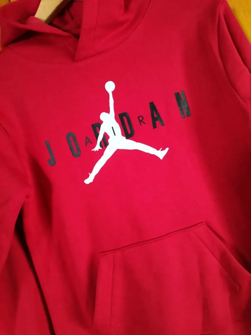 Buzos Jordan negro y rojo - 3
