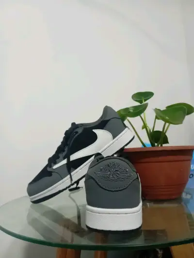 Zapatillas Nike colaboración con trabiscot - miniatura 1