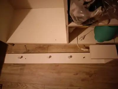 Perchero de pared blanco - miniatura 2