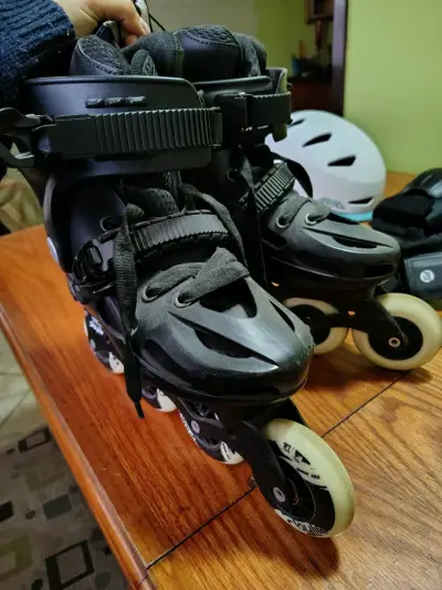 Patines Playlife + Casco REKD + Protecciones Power - miniatura 1