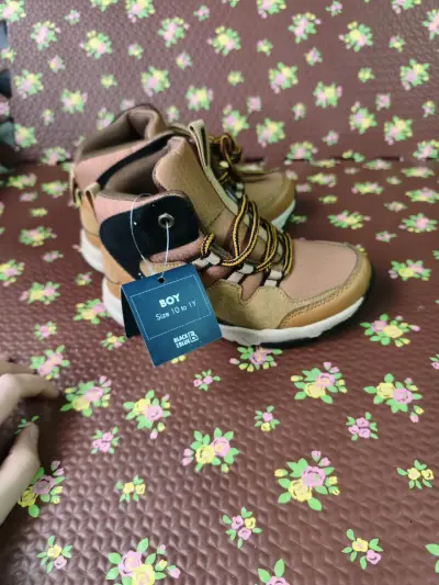 Zapatillas outdoor gris y azul - miniatura 5