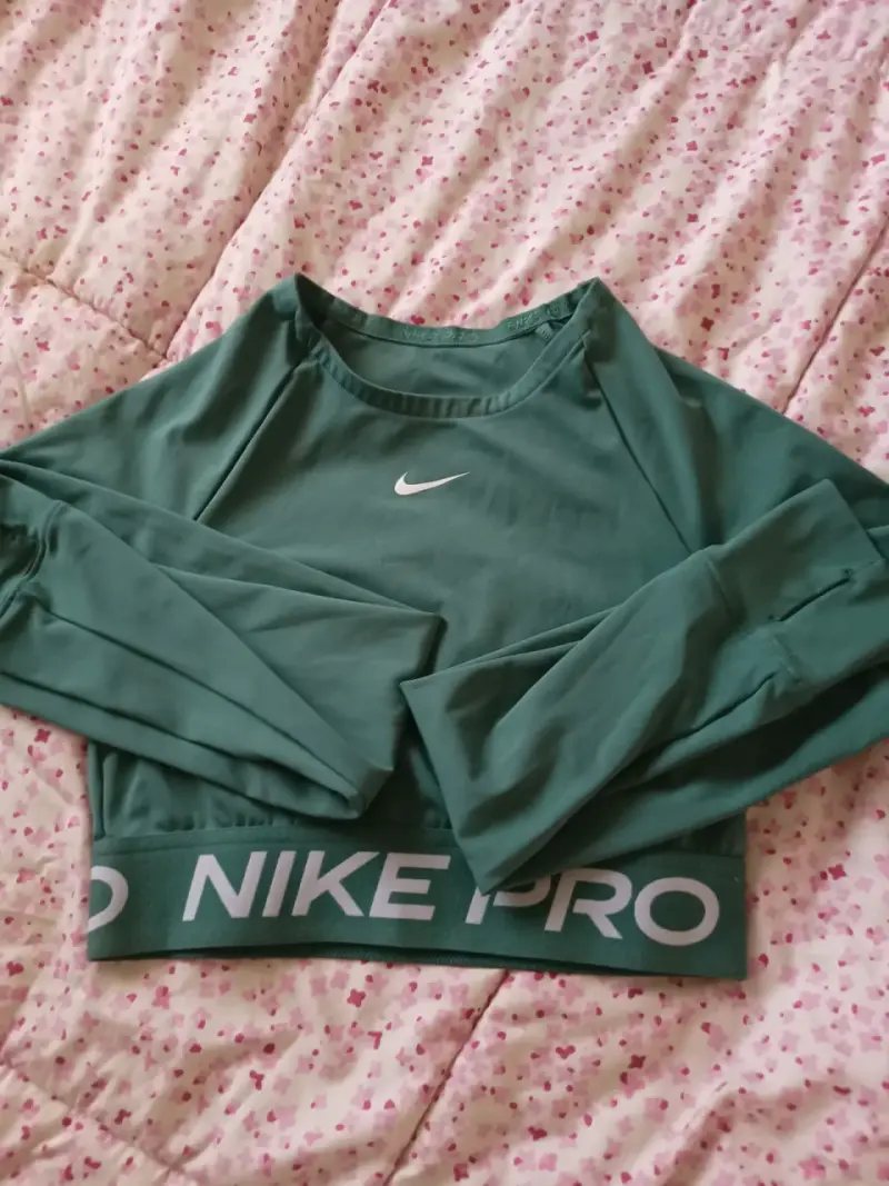 Chaqueta deportiva blanca - 2