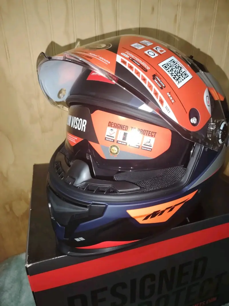 Casco de Moto MT Helmets Braker SV talla L - 1