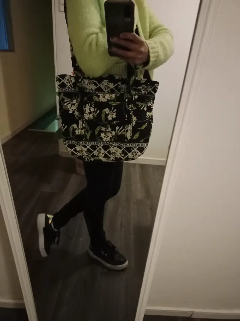 Bolso tote Vera Bradley de tela con flores - 4