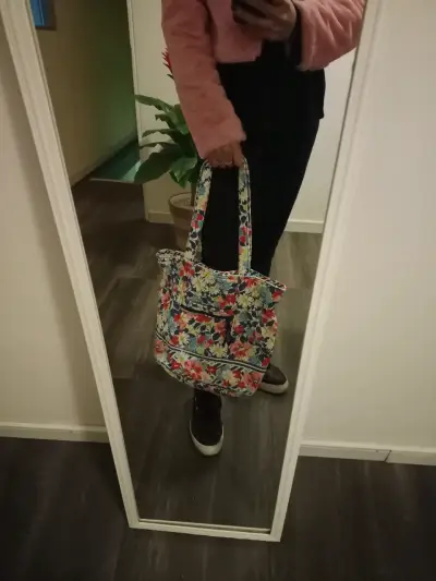 Bolso tote Vera Bradley grande estampado floral - miniatura 4