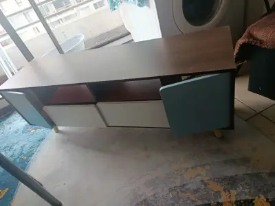 Mueble de almacenamiento colorido - miniatura 1