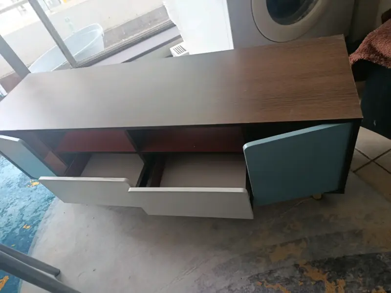 Mueble de almacenamiento colorido - 4