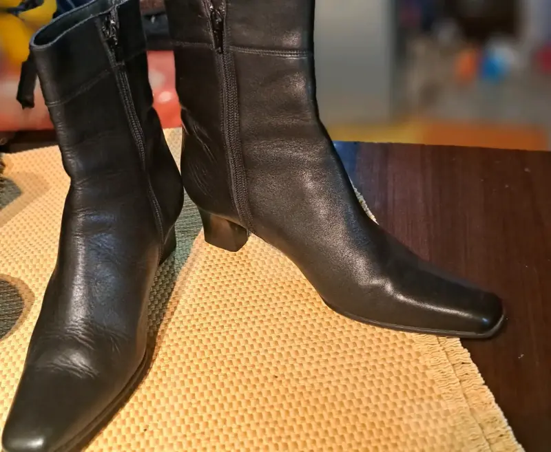 Botines de cuero negro - 2