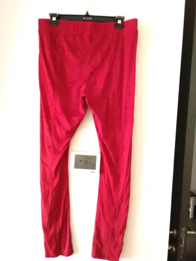 Pantalones rojos mujer Suede. - miniatura 3