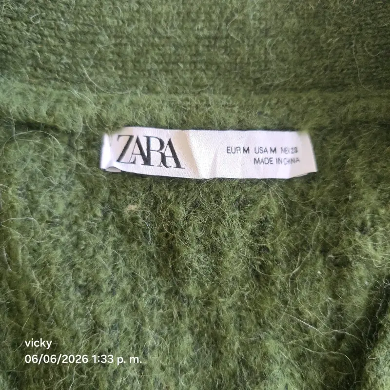 Cardigan verde con botones Zara - 2