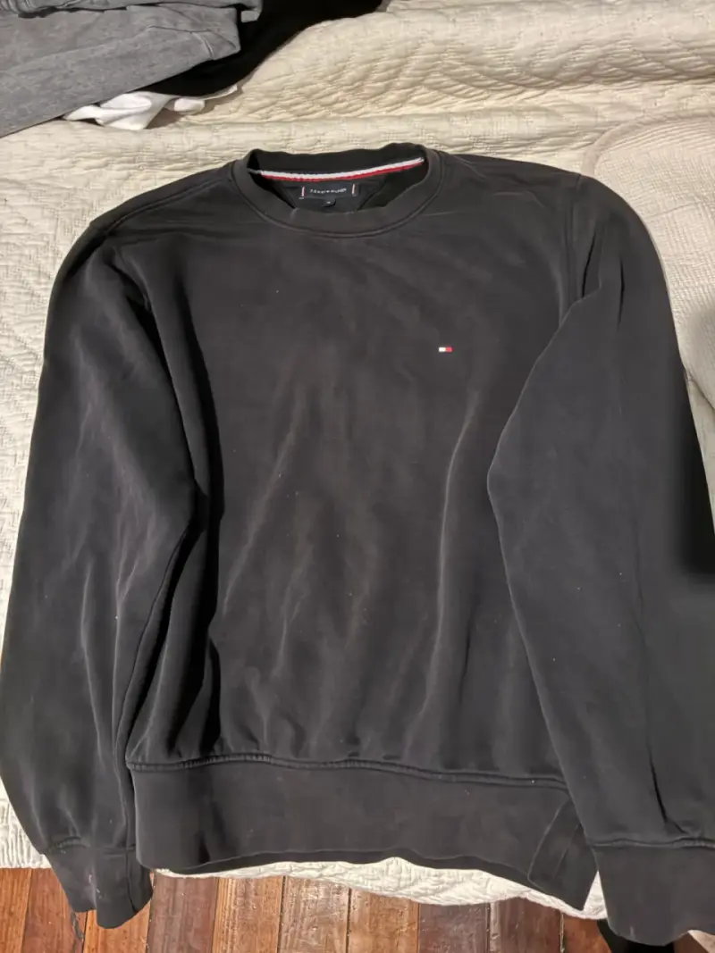 Polerón negro Tommy Hilfiger