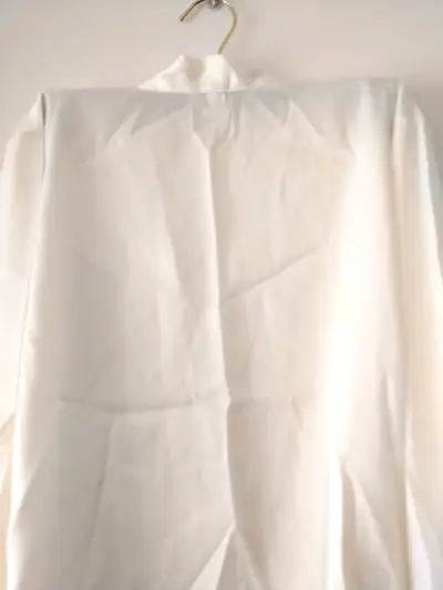 Blusa blanca elegante - miniatura 6