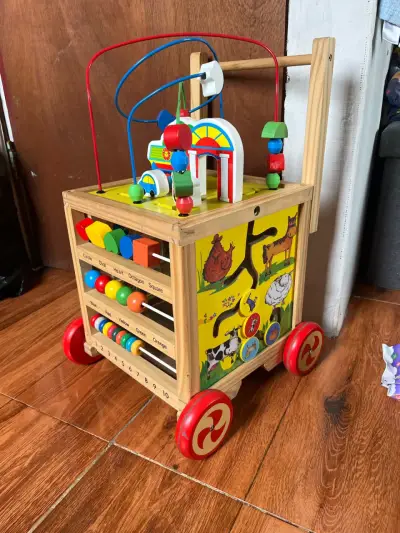 Carrito de madera educativo - miniatura 1