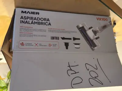 Aspiradora inalámbrica en caja - miniatura 4