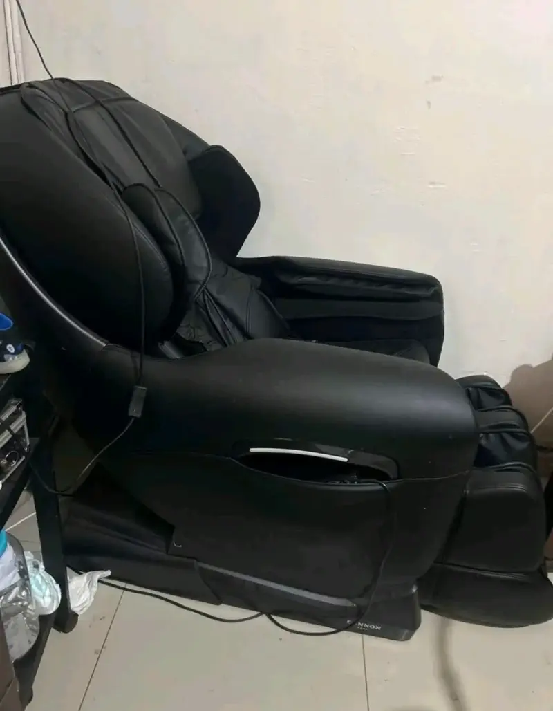 Sillón de masaje negro cannon home