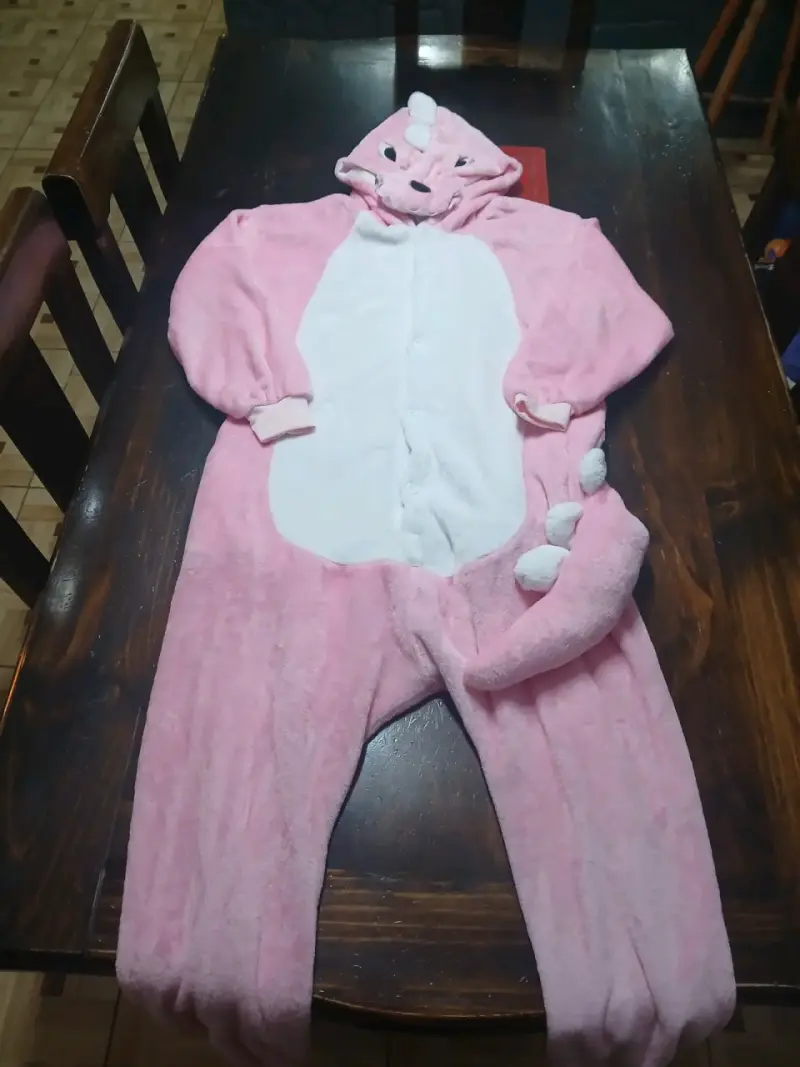 Pijama rosado de dinosaurio - 3