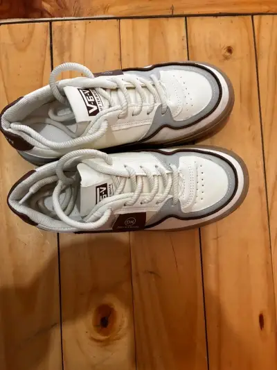 Zapatillas blancas VEF DK - miniatura 1