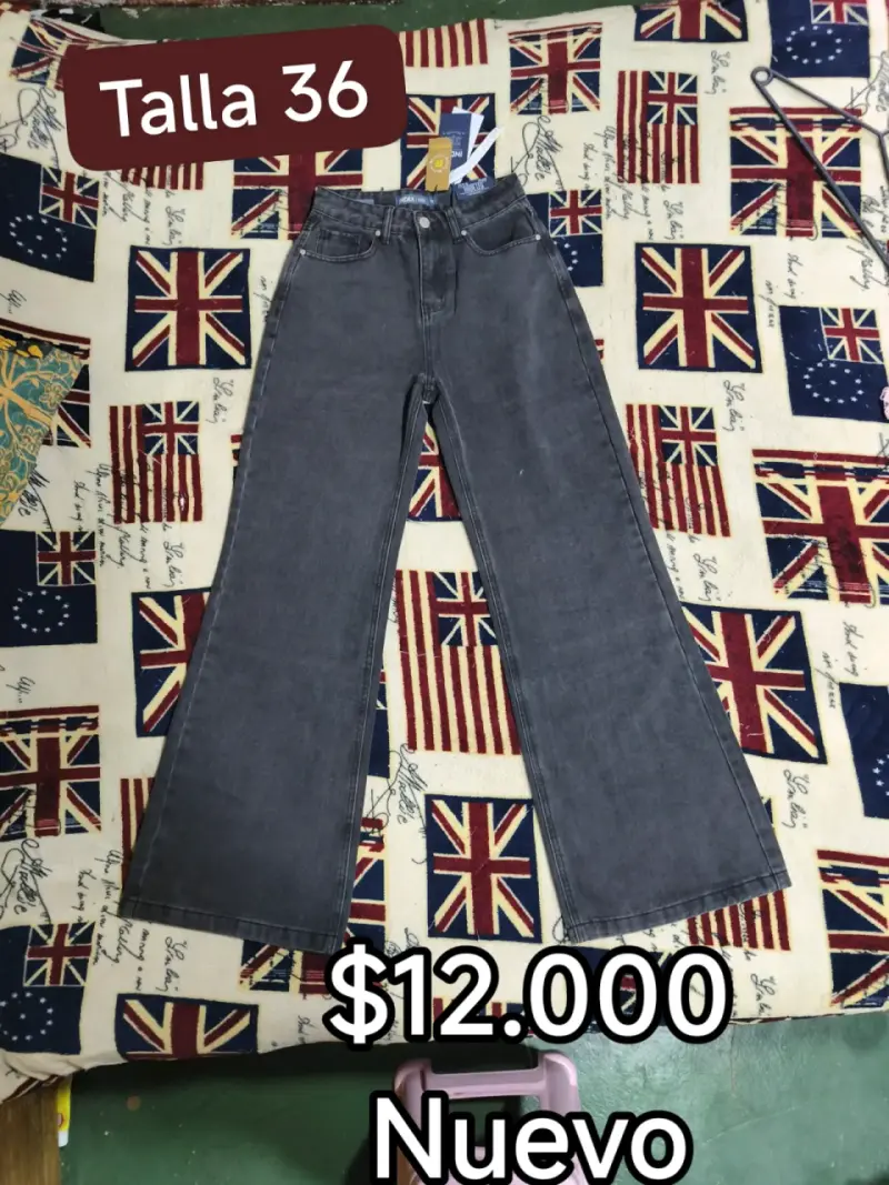 Pantalón gris talla 36 nuevo