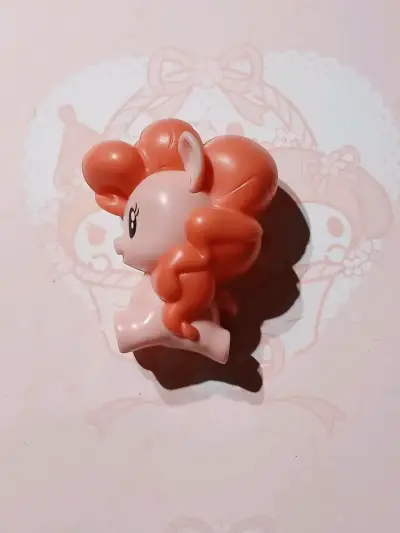 Pinkie pie Mcdonals 2017 - miniatura 2