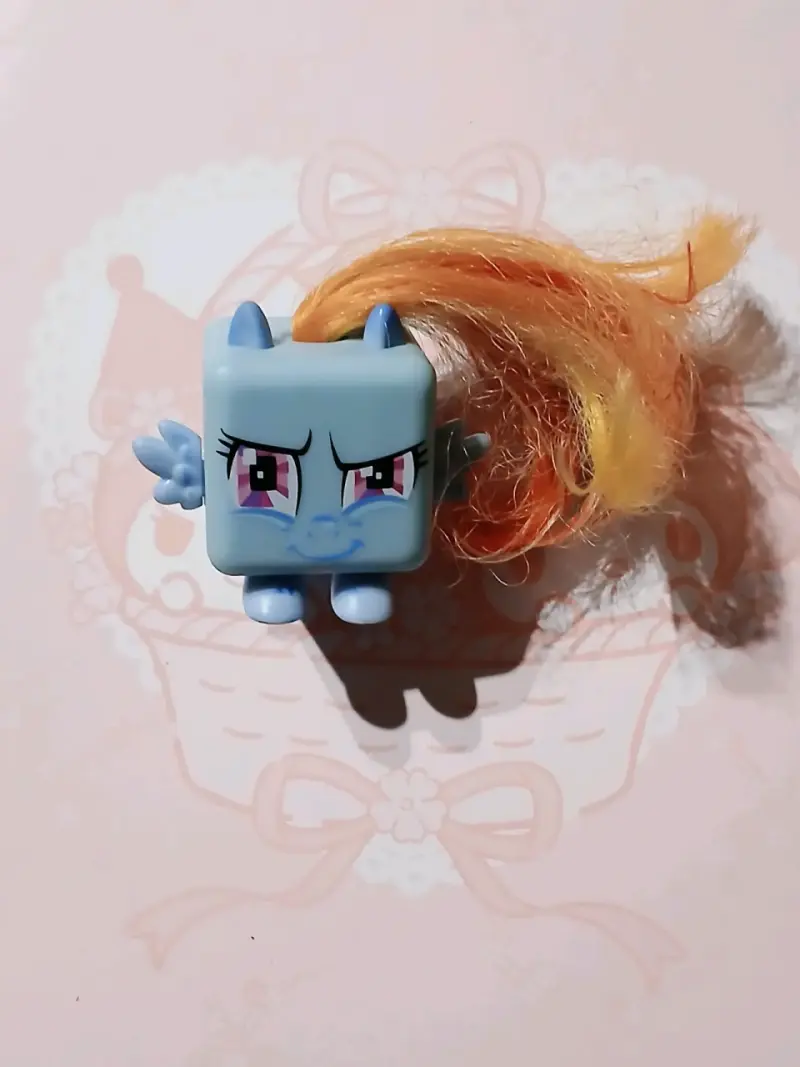 Juguete fidget cube Mlp rainbow dash