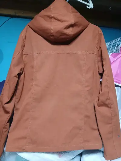 Chaqueta tipo parka marrón - miniatura 2