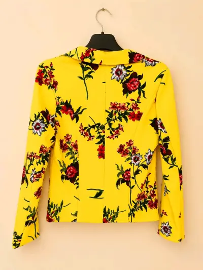 Blazer amarillo floral Talla M - miniatura 3