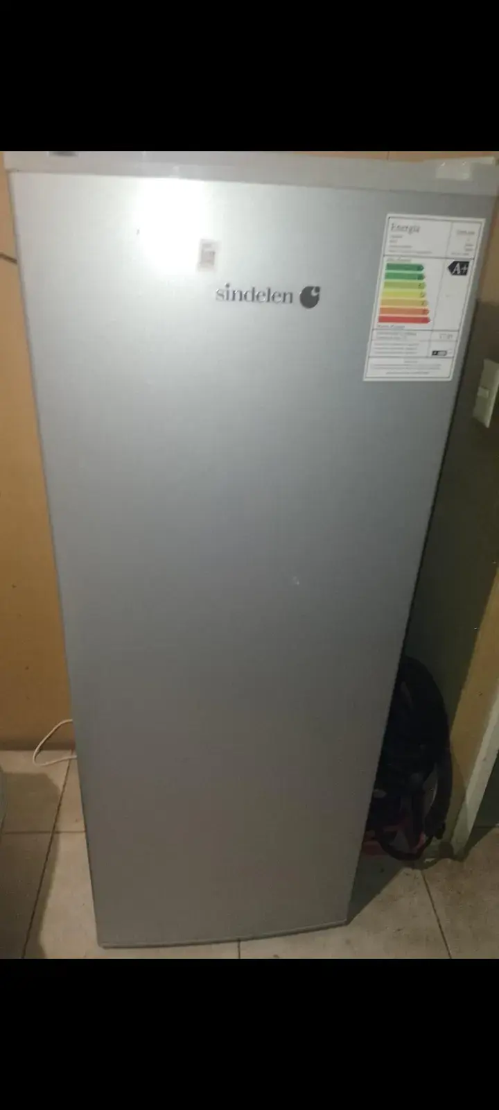 Refrigerador Sindelen gris - 1