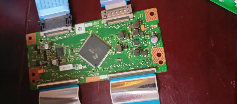 Placa electrónica para TV - 1
