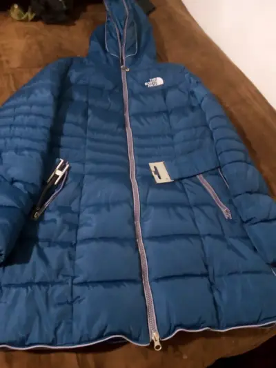 Chaqueta negra The North Face - miniatura 2