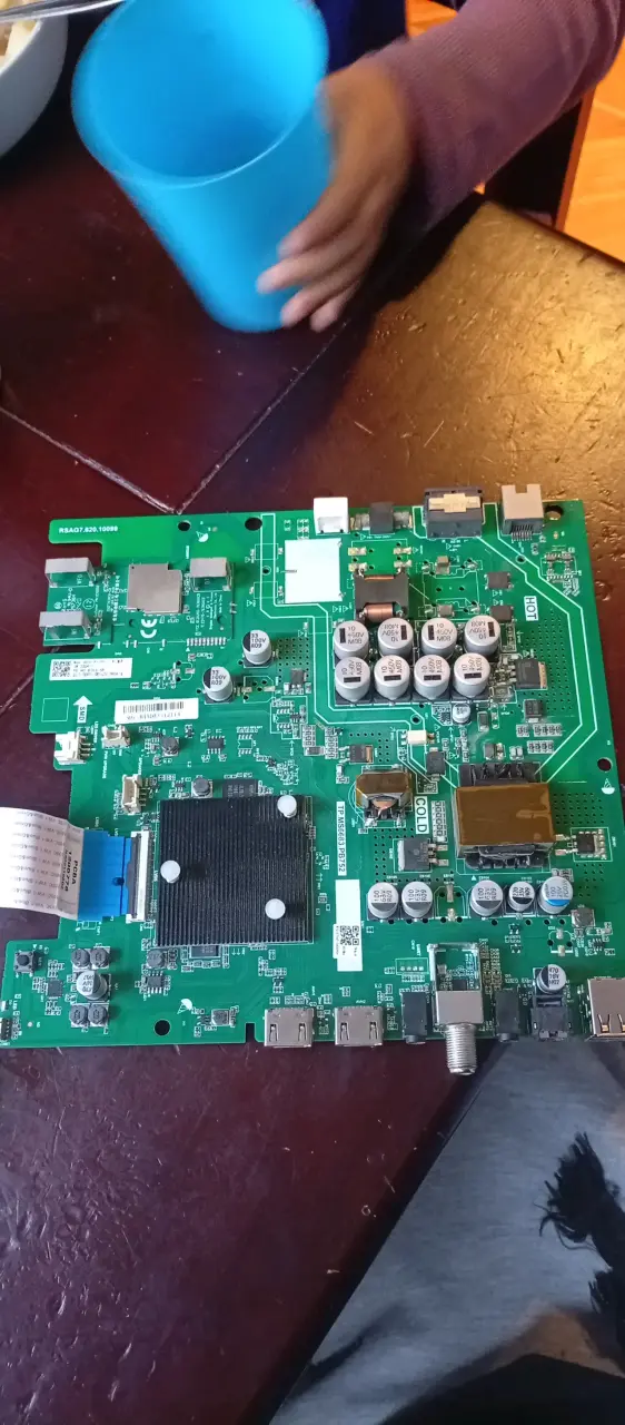 Placa base de televisor - 2