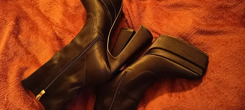 Botines negras con plataforma - 2