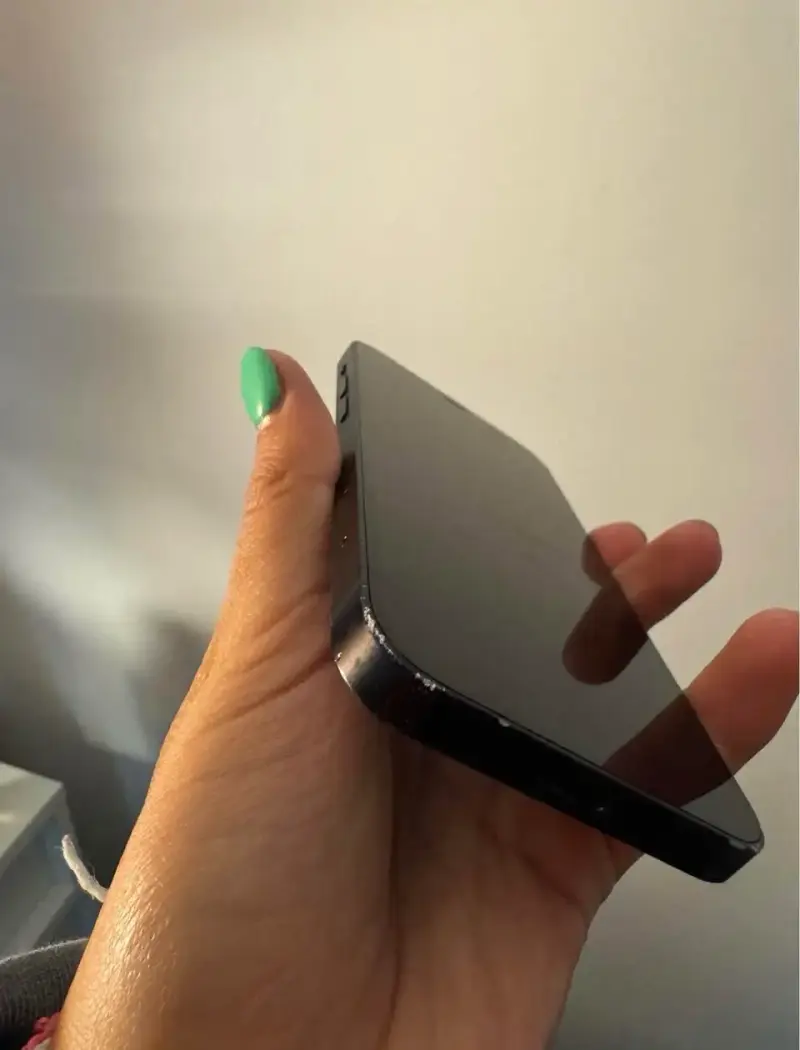 iPhone 12 mini negro en buen estado - 5