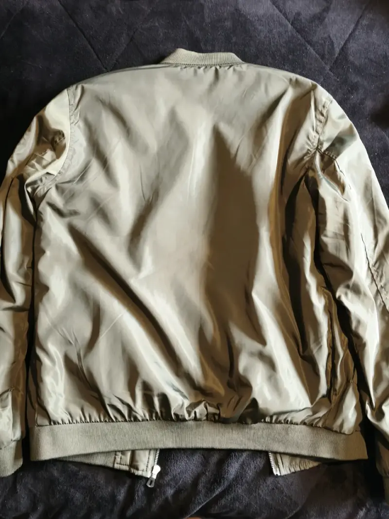 Chaqueta bomber verde oliva - 2