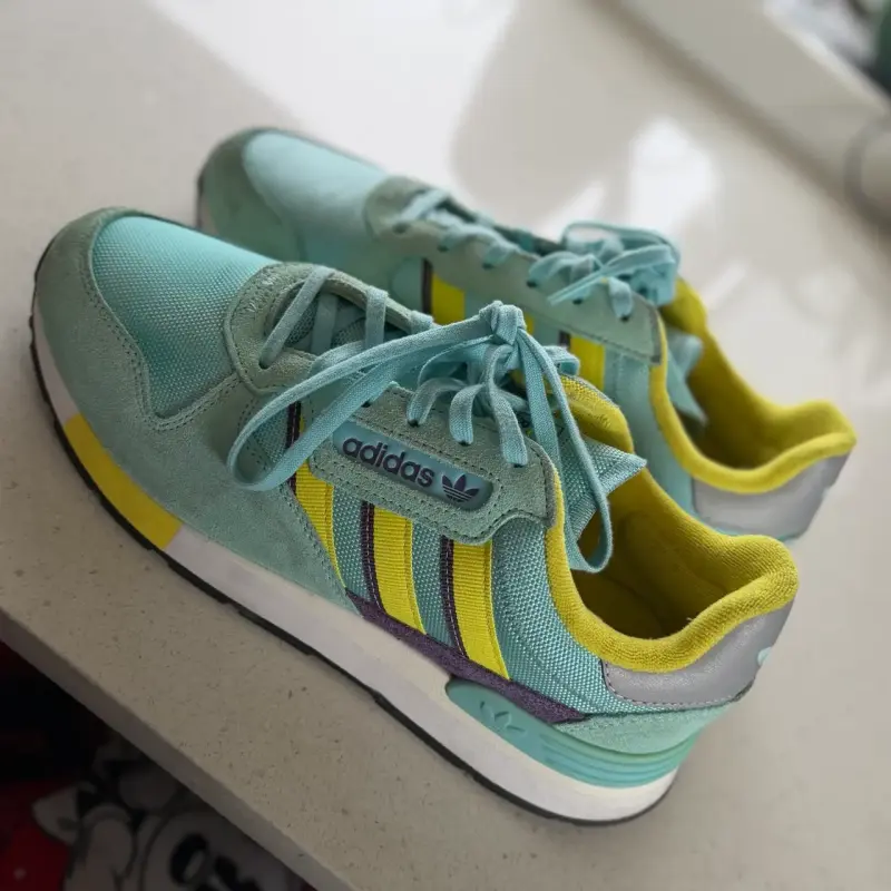 Zapatillas deportivas Adidas celestes - 2