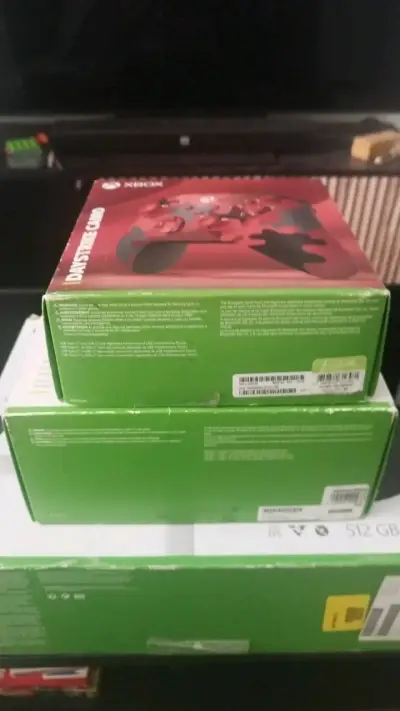 Precio conversable Xbox Series S 512GB y accesorio - miniatura 5