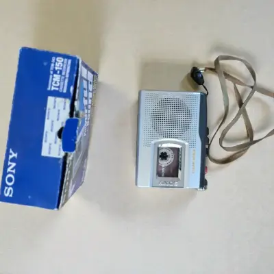 Grabadora cassette Sony TCM-150 - miniatura 1