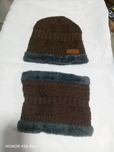 Gorro y cuello marrón con forro - miniatura 1