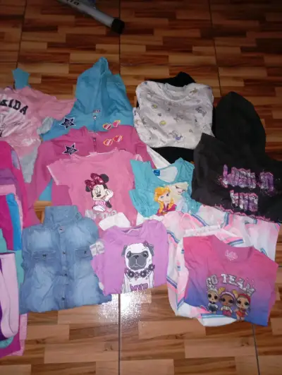 Lote de ropa infantil variada - miniatura 1