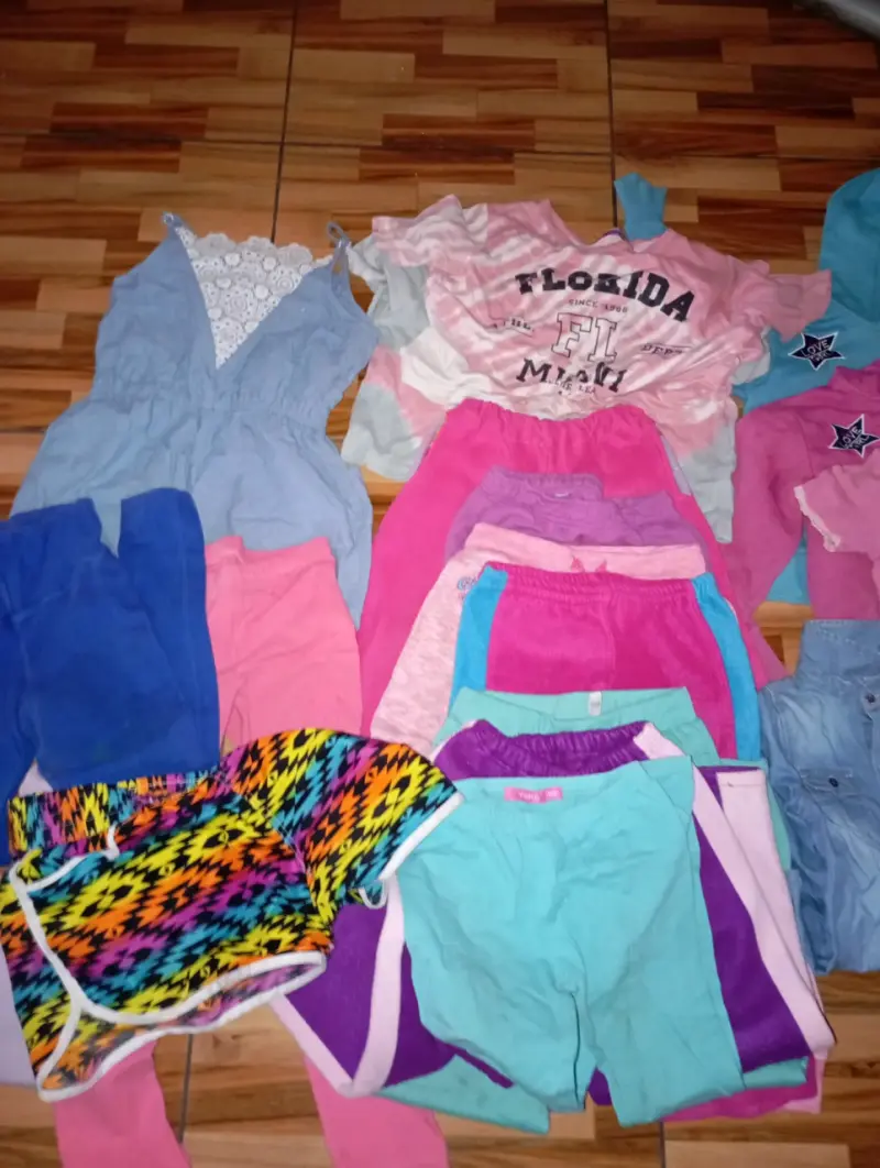 Lote de ropa infantil variada - 2