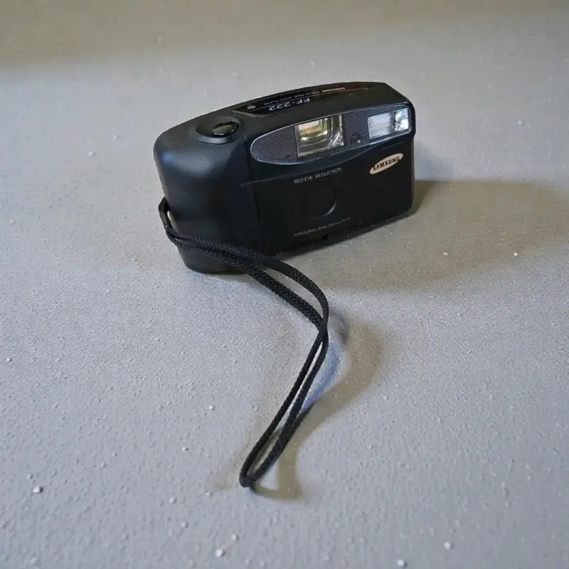 Cámara Samsung FF-222 con estuche - 4