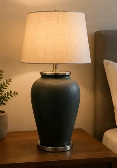 Lámpara de mesa cerámica negra - miniatura 2